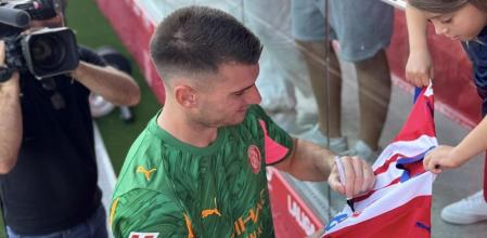 及对这座城, 特别是他们, 他评论道 及对这座城, 特别是他们, 他评论道