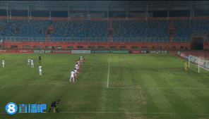 员史亮犯规 员史亮犯规