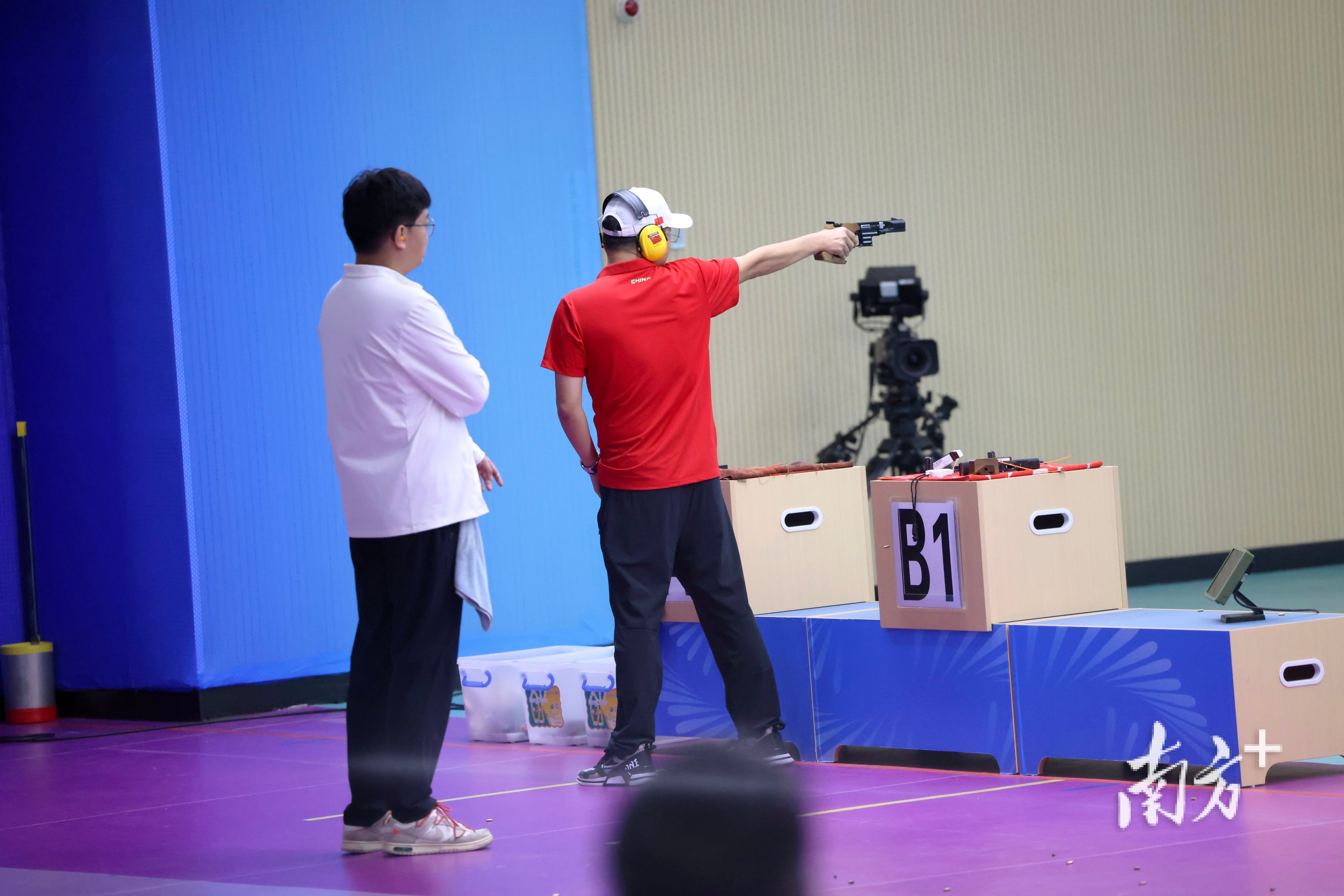 场的陕西队, 山东队率先